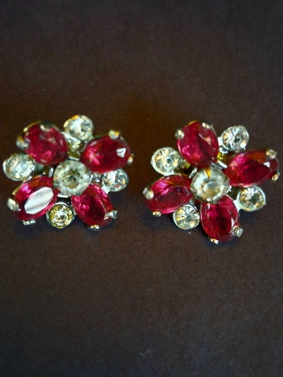 Source Unknown Jewelry - Red Floral Pierced Earrings with Rhinestones